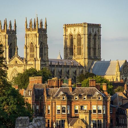 Gillygate Bar And Rooms York Exteriér fotografie